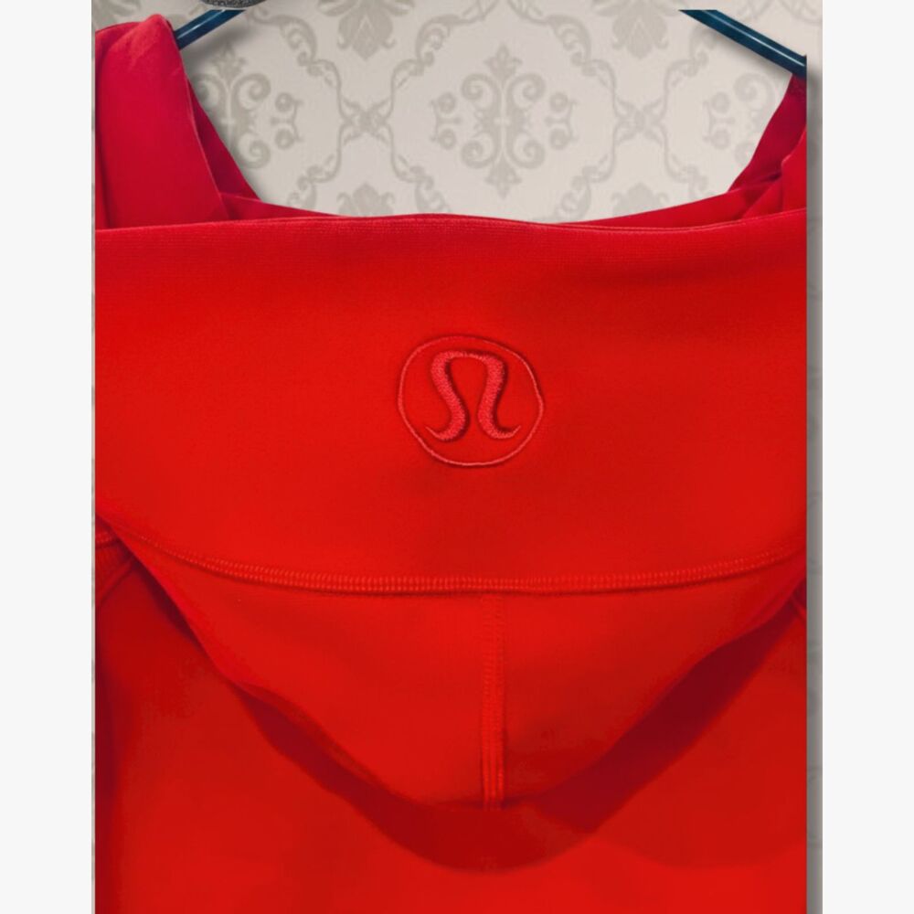 Lululemon 20th Anniversary Special Edition 20Y Scuba Full Zip Hoodie Red Size 6 - Picture 4 of 8
